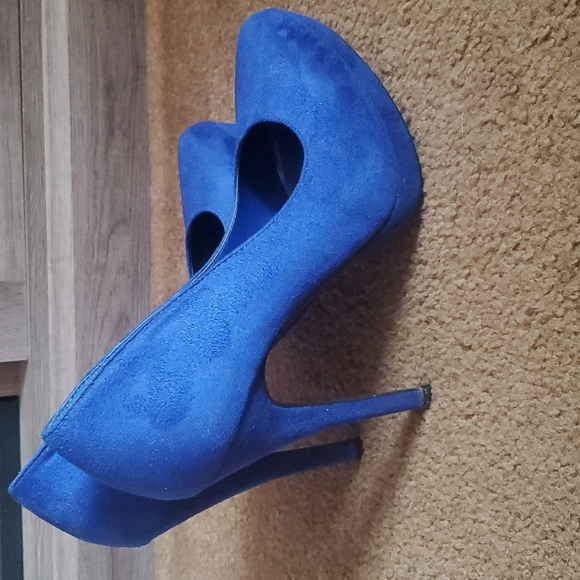 Delicious shoes brand ladies blue suede pumps - Picture 2 of 2